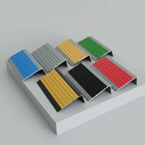 Profilés de nez de marche antidérapants modernes en PVC, bande de finition épaisse pour escaliers, <span class=keywords><strong>prix</strong></span> compétitifs, classe d'incendie B1, épaisseur 3mm/4mm - Product Image 4