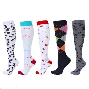 Best Funny Colorful 1520 mmhg Running Athletic Arch Knee High Dropshiping Women Men Compression Socks For Nurses