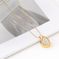 GemIsIand Collier Pendentif Vintage Romantique Élégant Haut de Gamme Luxe Léger en Pierre Naturelle et Cuivre Plaqué Or avec Chaîne Maille Forçat pour Pull