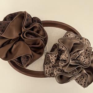 Chouchous en tissu imprimé léopard surdimensionnés de 16 cm, élastiques pour cheveux, attaches pour queue de cheval pour filles - Product Image 1