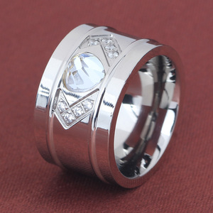 Bagues tendance en acier inoxydable 304, forme flèche 13 mm, sertissage pavé, motif cœur géométrique, cadeau pour femme - Product Image 2