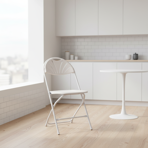 Silla Plegable Portátil Blanca Moderna, Resistente, Ligera y Cómoda, con Respaldo de Ventilador, para Exteriores, Villa, Granja, Patio - Product Image 1