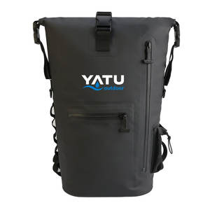 Mochila Nevera Casual con Cierre Enrollable de PVC, Ecológica, Reciclable, Aislada, a Prueba de Fugas, Impermeable, Suave, Negra - Product Image 1