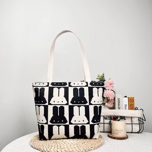 Borsa Tote in Tela Spessa Stampata Fronte-Retro di Medie Dimensioni LUMINOVA, Versatile con Cerniera, per Shopping e Uscite - Product Image 6