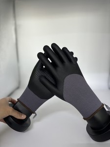 Wholesale 15 Gauge Nitrile Foam Work Safety <strong>Gloves</strong> Custom Logo Dots <strong>Grip</strong> Industrial Oil Resistant For Men - Product Image 3