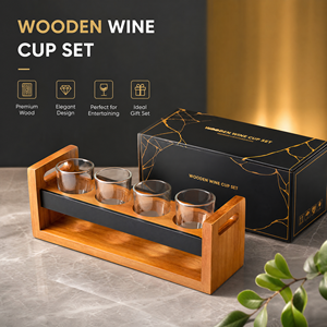 Ensemble de dégustation de bières de luxe en bois de pin avec 4 verres en cristal, plateau épaissi avec bande tableau noir pour bar, restaurant, fête - Product Image 1
