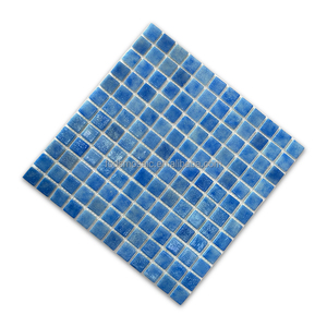 Blu 20*20mm moderno quadrato murale piscina mattonelle <span class=keywords><strong>di</strong></span> mosaico <span class=keywords><strong>di</strong></span> Design Parquet Hot Melt Glass per alberghi appartamenti 4mm <span class=keywords><strong>di</strong></span> spessore - Product Image 5