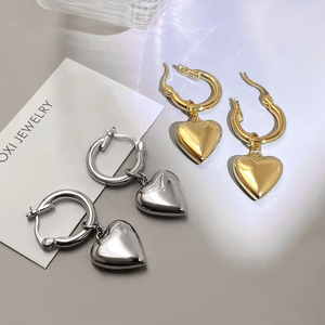Boucles d'oreilles pendantes en forme de cœur, plaquées or, style coréen, pour femmes, vente en gros en vrac, directement de l'usine - Product Image 1