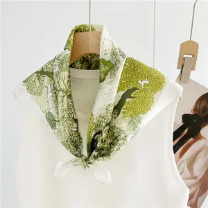 Syal wanita hijau zaitun, syal desainer bunga cetak digital, syal sutra kustom satin persegi 65*65cm untuk wanita