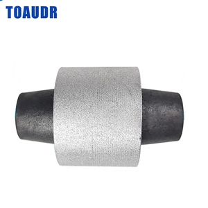 Amortiguador de montaje de goma 687-44555, lado inferior 687-44555-00-94 para motor fueraborda <span class=keywords><strong>Yamaha</strong></span> 2 tiempos 25HP 40HP 50HP 55HP 60HP 70HP-90HP - Product Image 1