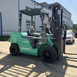 Chariot élévateur diesel Mitsubishi FD30 avec moteur japonais S4S, 3 tonnes, 4,5 mètres, trois mâts - Product Image 3