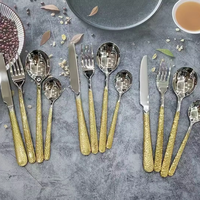 Vente en gros de couverts de luxe en acier inoxydable couverts de mariage à manche en or, y compris fourchette cuillère couteau pour cadeaux d'affaires