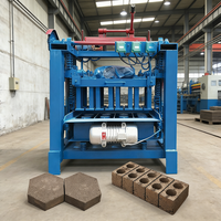Machinerie de fabrication de briques écologiques et durables, adaptée à la production en série de différents blocs de béton