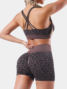 Ensemble de vêtements de <span class=keywords><strong>sport</strong></span> sans couture à imprimé léopard pour femmes, <span class=keywords><strong>soutien</strong></span>-<span class=keywords><strong>gorge</strong></span> de <span class=keywords><strong>sport</strong></span> à dos croisé et short de cycliste taille haute, vêtements de yoga et de gym - Product Image 2