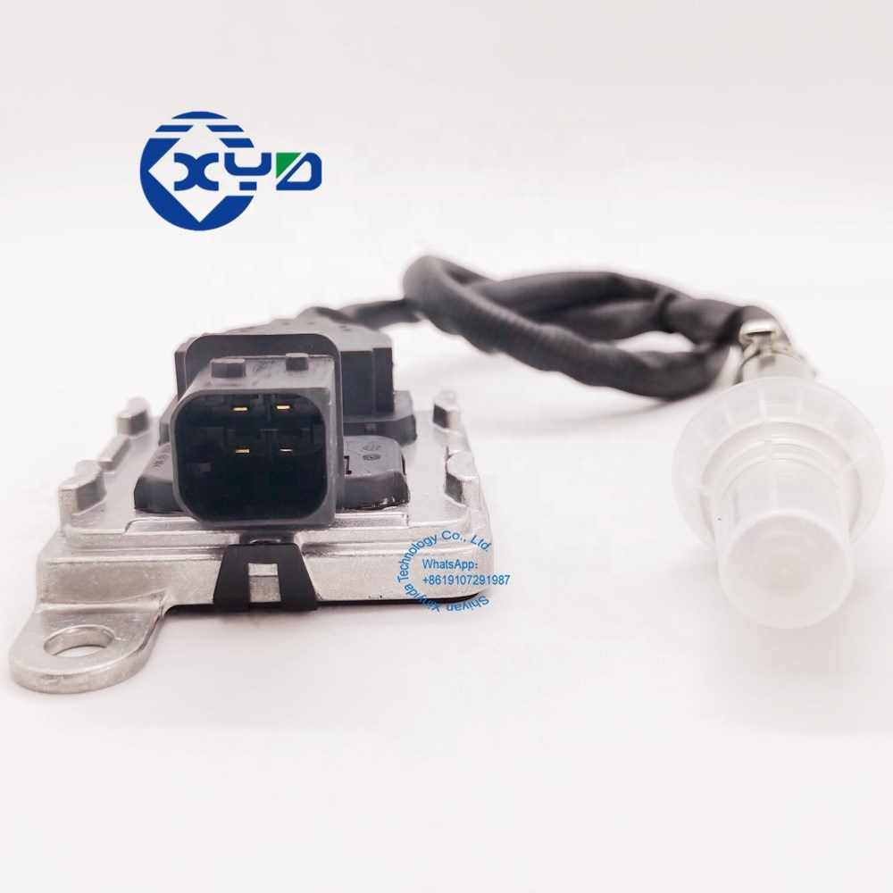 XINYIDA Nitrogen Outlet Nox Sensor A0101538128 for Mercedes