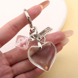 سلسلة مفاتيح مخصصة على شكل قلب شفاف أنيق، حلية على شكل نرد الحب، إكسسوار للحقائب وهدية - Product Image 2