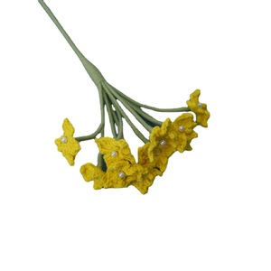 Bouquets exquis tissés à la main, fleurs artificielles en laine crochetées, hortensias colorés et artisanat textile décoratif - Product Image 5