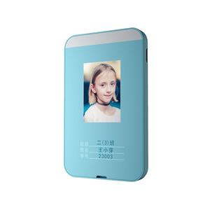 Neuester ID-Karten-GPS-Tracker Ultra-Dünn Smart Plastik Mitarbeiter-Arbeits-CAT-1 Schul-Studenten-Kinder SOS-Ortungsgerät - Product Image 1