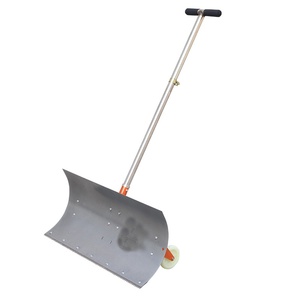 Pala de mano de dos ruedas con mango de madera y hoja metálica para quitar nieve, herramienta agrícola para uso en bricolaje - Product Image 1