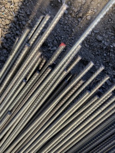 Barre di Armatura in Acciaio Non Legato Laminato a Caldo XingHuaSheng HRB400 8mm/10mm/12mm/16mm per <span class=keywords><strong>Rinforzo</strong></span> Edilizio e Costruzioni - Product Image 5