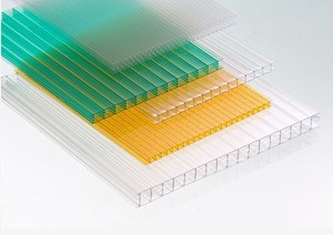 Feuille creuse transparente en <span class=keywords><strong>polycarbonate</strong></span> nid d'abeille à double paroi/feuille creuse en PC/feuille creuse en <span class=keywords><strong>polycarbonate</strong></span> - Product Image 4