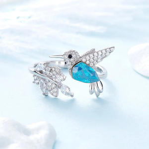 Anello Cocktail Colibrì T0632 in Argento 925 con Moissanite Taglio a Pera e Incastonatura Pavé, per Uso Quotidiano Femminile - Product Image 2