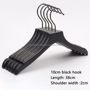 Sang Trọng Hiện Đại Bằng Gỗ Áo Và Phù Hợp Với Móc Treo Với Đen Clip Lớp Phủ Chống Trượt Gỗ Matt Đen Khắc Logo Cá Nhân Thiết Kế - Product Image 6