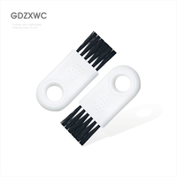 Rendez la vie plus facile : Accessoires de brosse pour téléphone portable 10 couleurs, brosse de nettoyage mini pour clavier de cuisine, longueur 50 mm, poils PBT noirs, couteau de nettoyage