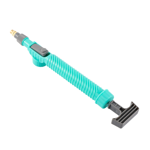 Pistola de Agua Neumática Tipo Botella de 27 mm, Pistola de Jardín Pequeña de Latón, de Empuje y Tracción Manual, con Boquilla Única, Varilla de Pulverización, Herramienta de Riego - Product Image 5