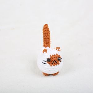 Nouveau porte-clés chat en crochet 3D mini, adorable jouet en peluche fait main, amigurumi tricoté, poupée chaton, breloque <span class=keywords><strong>de</strong></span> sac, pendentif, porte-clés - Product Image 3