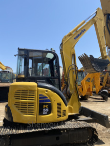 Mini-excavatrice sur chenilles PC55MR avec moteur et pompe, forte puissance de creusement, garantie 1 an - Product Image 3