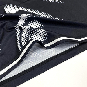 เสื้อยืดคอกลมโพลีเอสเตอร์แบบสปอร์ต พิมพ์ลาย ระบายอากาศ แห้งเร็ว เหมาะสำหรับฤดูร้อนและกิจกรรมกลางแจ้ง สวมใส่สบายๆ - Product Image 6