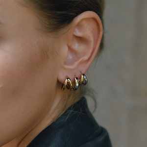 Pendientes de Aro de Acero Inoxidable con Bloques de Color Dorado y Plateado, Joyería para Mujer, Accesorio de Moda, Estilo Otoño Invierno - Product Image 3