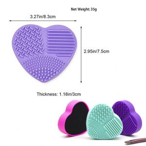 Éponge de décoloration et tapis de nettoyage en silicone, séchage rapide et lavage humide 2-en-1 pour pinceaux de maquillage - Product Image 2