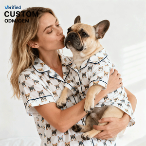Joymay Custom Fashion Designer Hunde pyjamas Luxuriöser Druck Bequeme atmungsaktive Polyester-Haustier kleidung mit der Übereinstimmung des Besitzers - Product Image 1