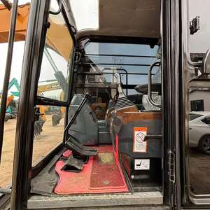 รถขุดไฮดรอลิกแบบตีนตะขาบ SANY SY75C Pro มือสอง ขนาด 7.5 ตัน พร้อมเครื่องยนต์ยันม่าร์ และบุ้งกี๋ขนาด 0.3 ลูกบาศก์เมตร - Product Image 4