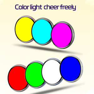 Venta al por mayor E01 Insignia Electrónica Navideña con Imagen GIF Personalizada, Pantalla Táctil Digital de 1.7 Pulgadas, Insignia Electrónica, Accesorios para Regalos Navideños - Product Image 6