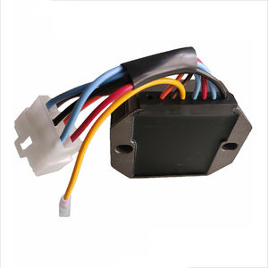 Systèmes électriques de moto exclusifs transfrontaliers 119640-77710 & 119640-77711 Redresseurs pour motos - Product Image 1