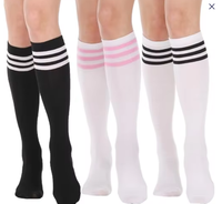 Vente en gros de chaussettes hautes personnalisées 40D respirantes en velours tricoté en soie motif solide blanc noir pour les filles étudiantes