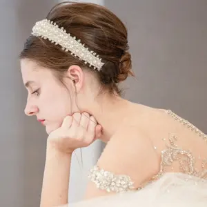 女性白色珍珠头带新娘发饰婚礼头饰和皇冠新娘头饰