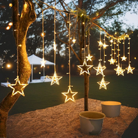 Guirlandes lumineuses LED 248 LED pour fenêtres, rideaux, lumières de Noël en forme d'étoiles, lumières de Noël en forme de glaçons, pour intérieur, extérieur, mariage, fête