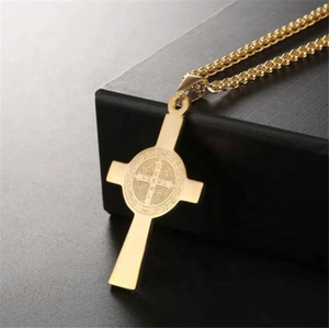 Colgante <span class=keywords><strong>de</strong></span> acero inoxidable <span class=keywords><strong>de</strong></span> San Benito, medallla <span class=keywords><strong>de</strong></span> San Benito, Medalla estampada <span class=keywords><strong>de</strong></span> San Benito, Cruz circular - Product Image 2