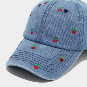 Nuovo Cappellino da Baseball in Denim con Ricamo Retrò a Ciliegie, Morbido e Trendy, per Donna, Effetto Viso Sottile - Product Image 5