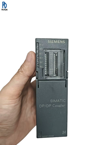 Unité de base ET200SP 158-0AD01-0BA0 Type A0 pour système d'E/S distribué, système de contrôle PLC d'automatisation industrielle, pièce de rechange électronique - Product Image 1