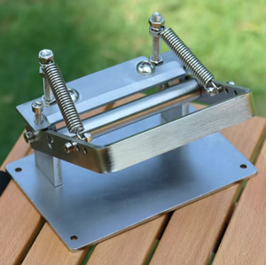 Machine de découpe et de finition du cuir de qualité supérieure pour les industries des ceintures en cuir, neuve et d'occasion - Product Image 3