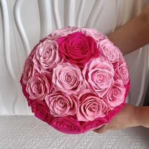 Vase classique en céramique Venise <span class=keywords><strong>Lego</strong></span> en travertin déchiré au design futuriste avec rose séchée conservée pour toujours pour la décoration <span class=keywords><strong>de</strong></span> la pièce maîtresse - Product Image 4