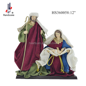 Estatua de la Sagrada Familia de Resina Hecha a Mano HANDSOME HS360123, 33 cm, Escultura Religiosa con Detalles Pintados a Mano, Decoración Navideña Duradera para el Hogar - Product Image 5