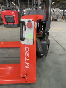 Transpaleta Eléctrica Linde de 1.5 Toneladas (1500 kg), Marca Linde, con Batería de Litio de 48V, Modelo MT15SCD, Carretilla Elevadora - Product Image 2
