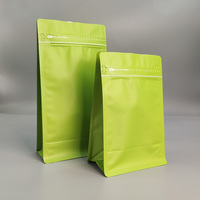 Bolsas Verticales Selladas de 8 Lados en Verde Lima Vibrante para Café en Grano al por Mayor