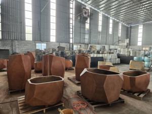 Ensemble de jardinières en FRP légères, durables et de différentes tailles pour terrasse, maison et jardin - Product Image 4